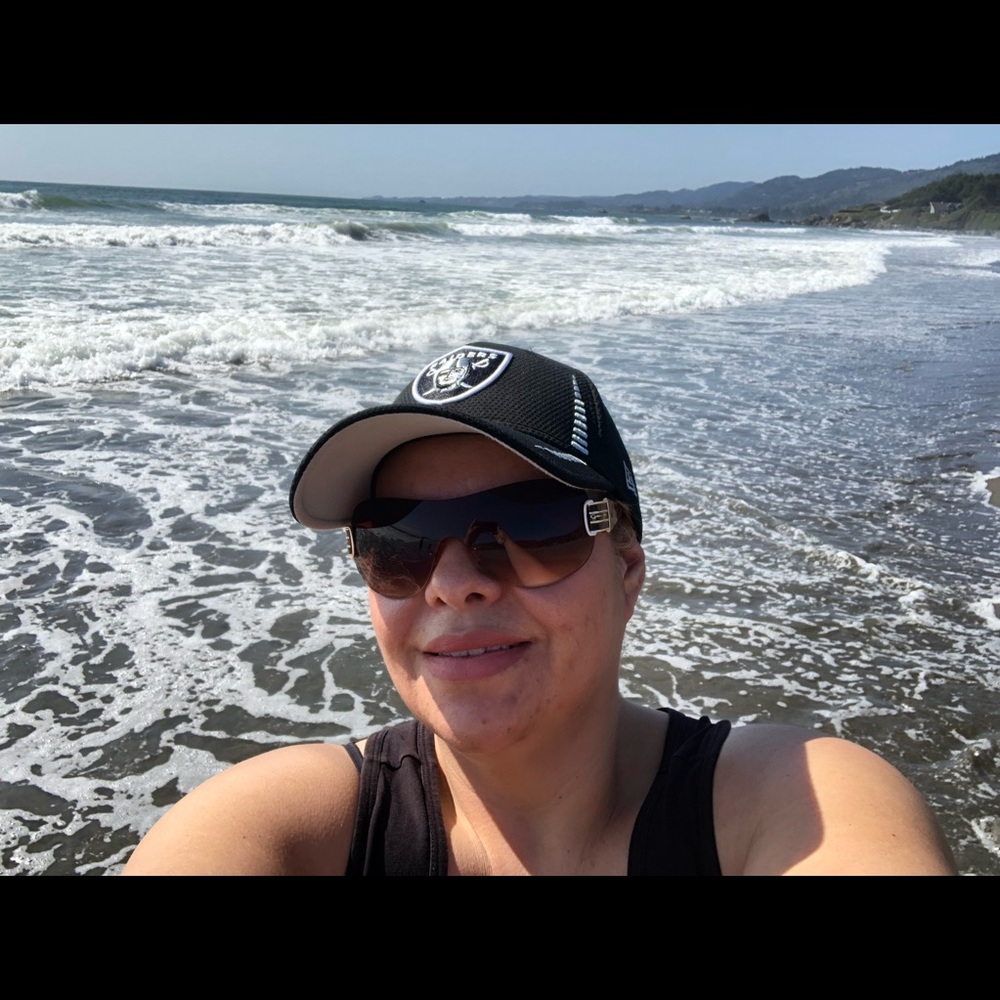 Meet your Posher, Rosy